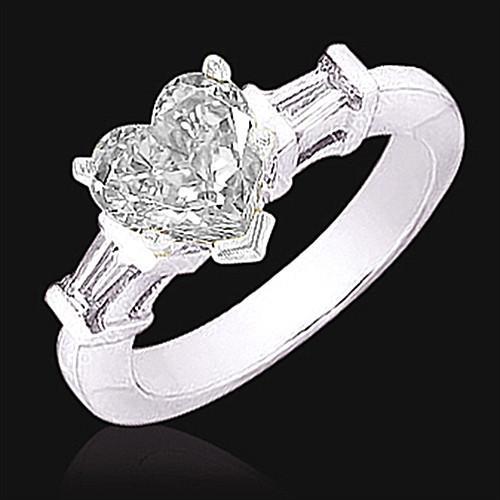1.51 Carati. Nuovo Anello Con Tre Pietre In Oro Bianco Con Taglio A Genuino Diamante A Cuore