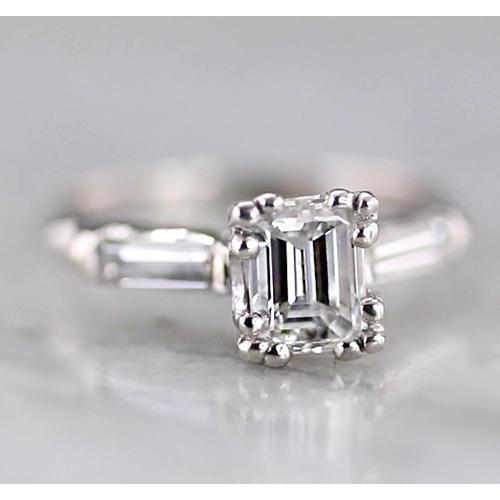 1.60 Carati Smeraldo Naturale Diamante 3 Pietre Anello Baguette Oro Bianco 14K