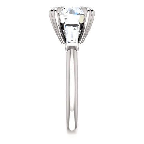 2,30 Carati Anello Rotondo Con Vero Diamanti Baguette 3 Pietre In Oro Bianco 14K