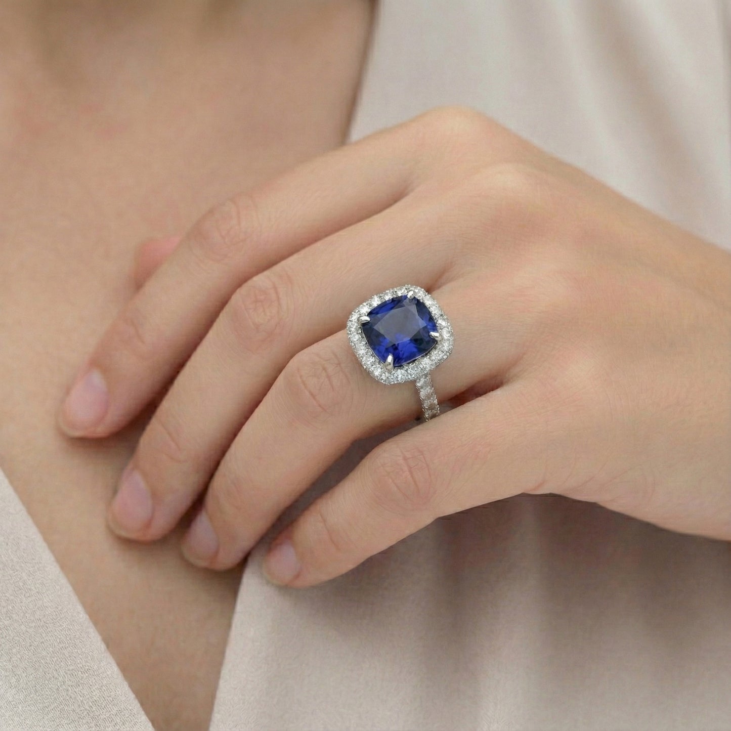 4 Carati Zaffiro Anello di Fidanzamento