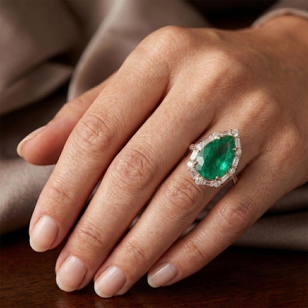 5 carati Smeraldo Fine Anello con Pavé Halo in Oro 14 Carati Rosa