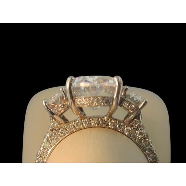 5.25 Ct. Oval Vero Diamonds Three Stone Anello Di Fidanzamento Novità