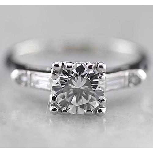 Anello A Tre Pietre Con Vero Diamante Centrale Rotondo 1.60 Carati In Oro Bianco 14K