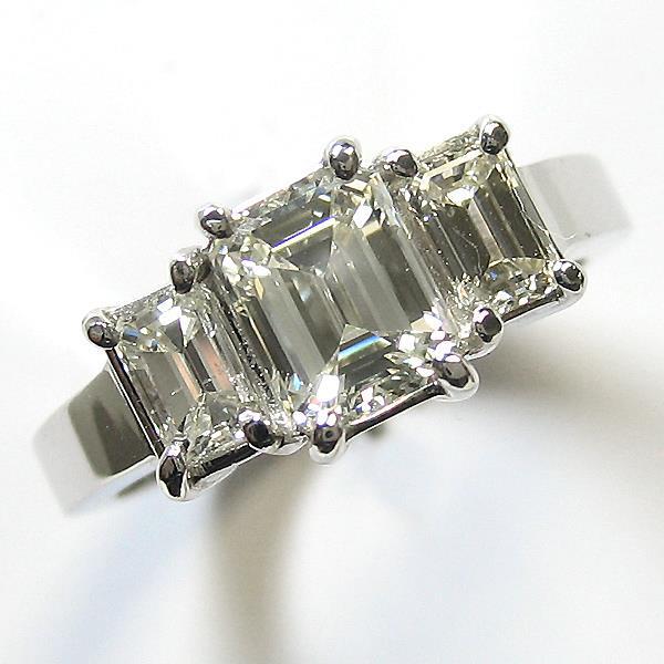 Anello Con 3 Pietre Di Vero Diamanti Taglio Smeraldo