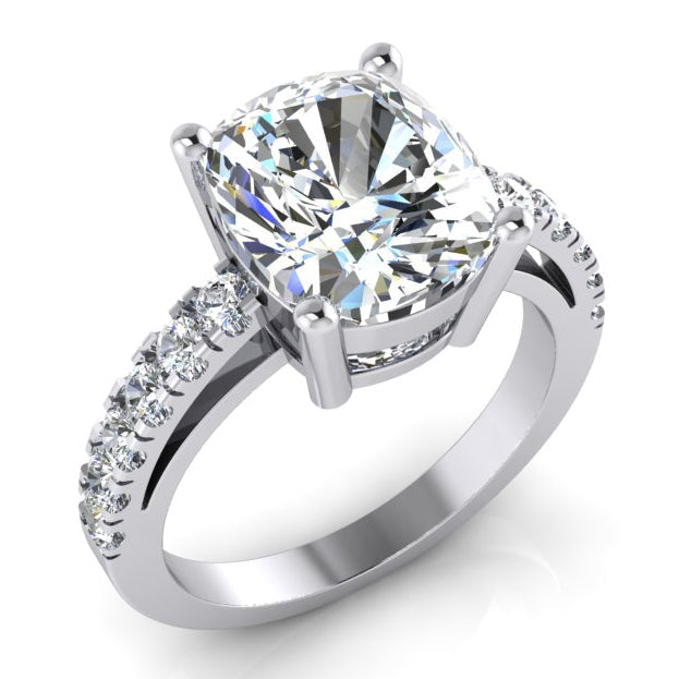 Anello Di Vero Diamanti A Cuscino Con Pietre Laterali