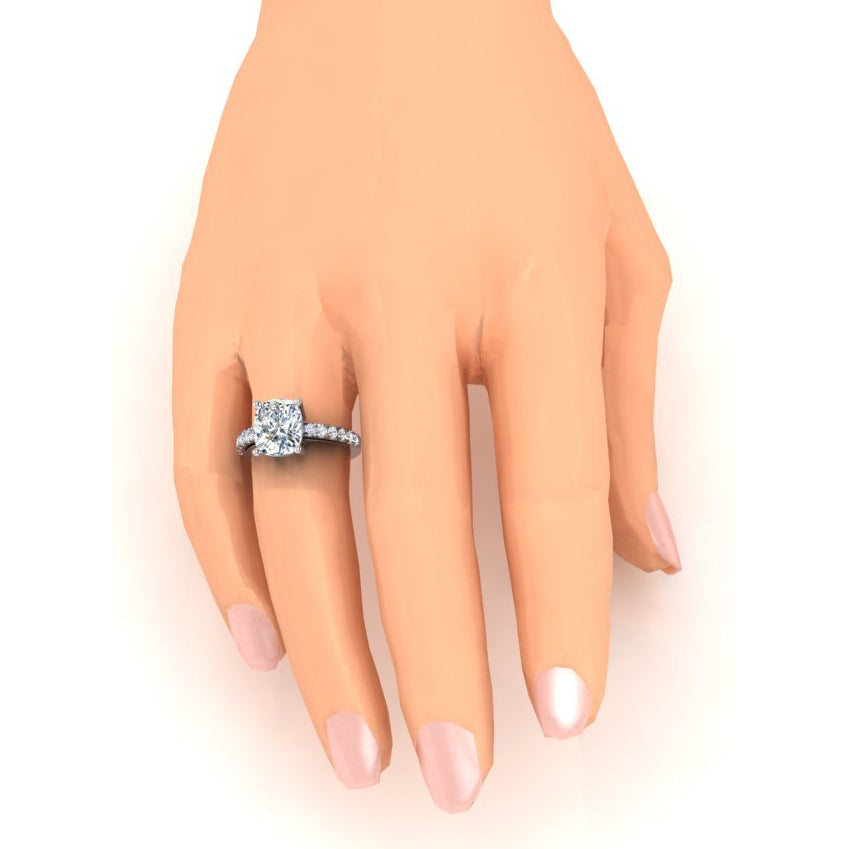 Anello Di Vero Diamanti A Cuscino Con Pietre Laterali