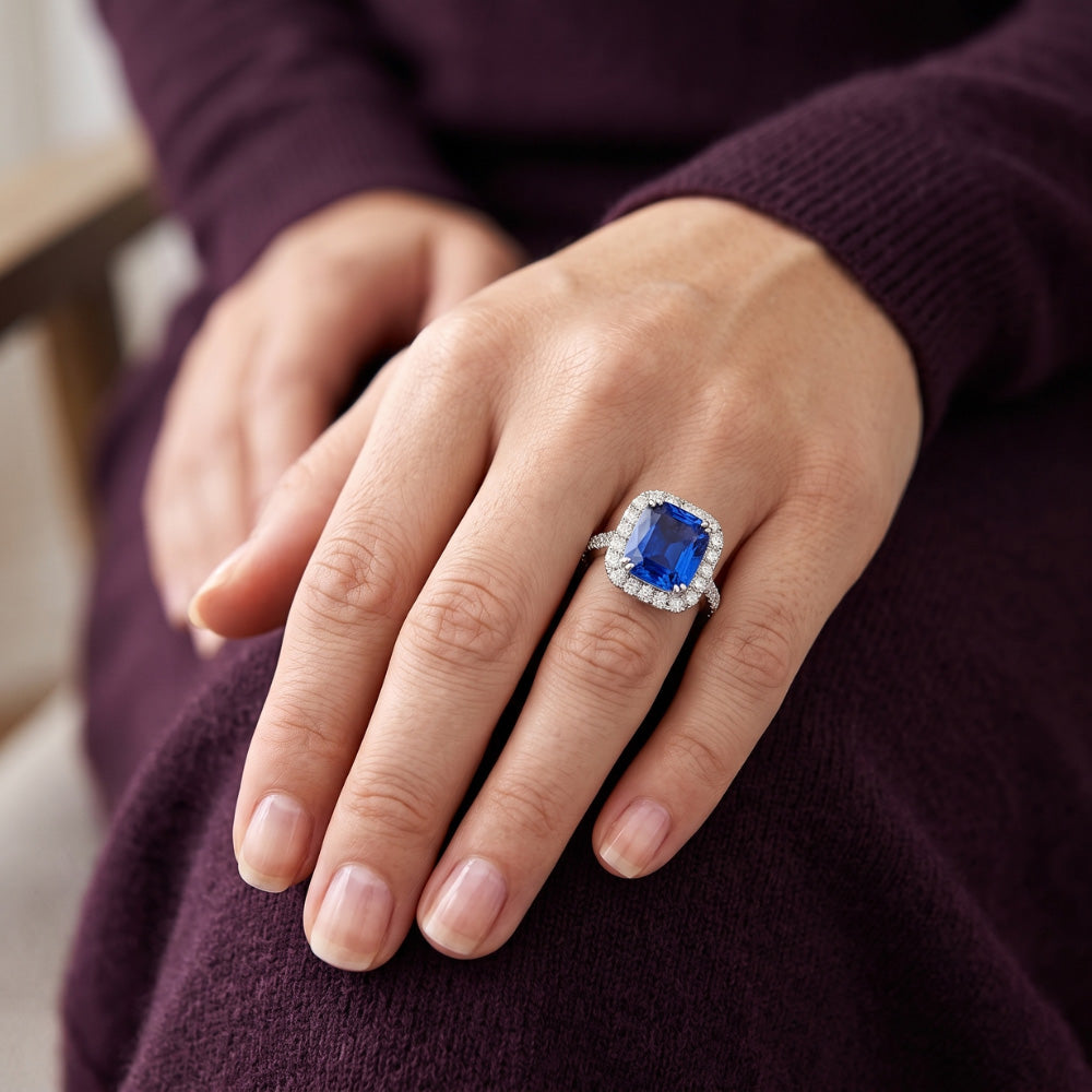 Anello Halo con Zaffiro Blu Radiante 4 carati e Diamante Naturale Autentico ( non creato in laboratorio ) Rotondo in Oro Bianco 14K