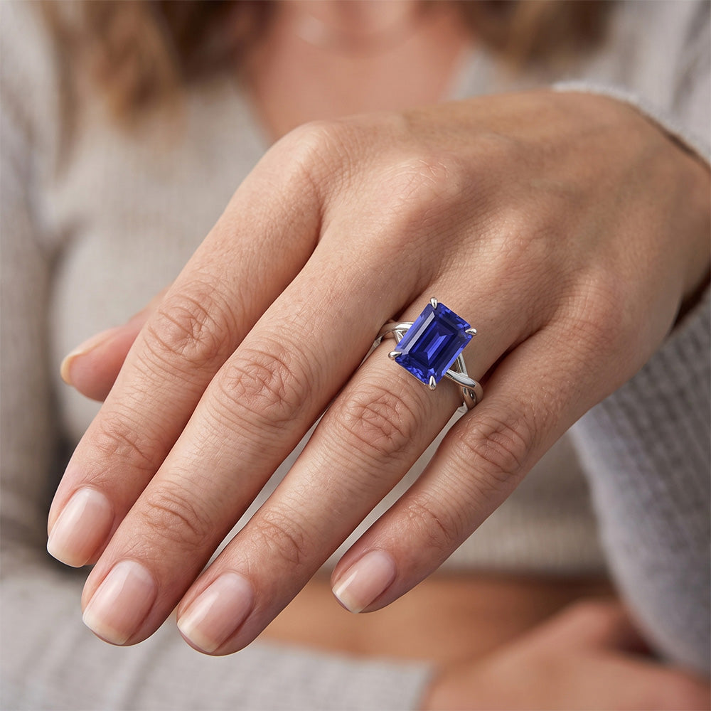 Anello Solitario con Zaffiro Blu Smeraldo 3 Carati in Oro Bianco 14K