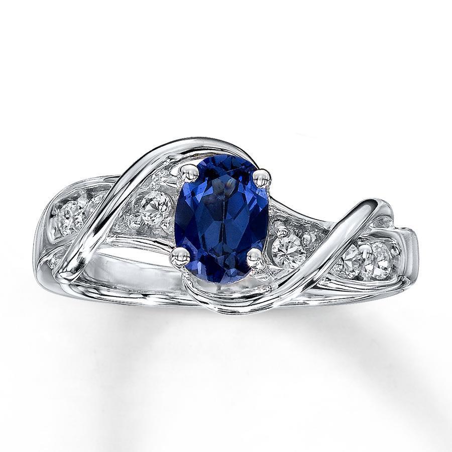 Anello anniversario in oro bianco 14 kt con zaffiro di Ceylon e diamanti da 1.80 ct - harrychadent.it