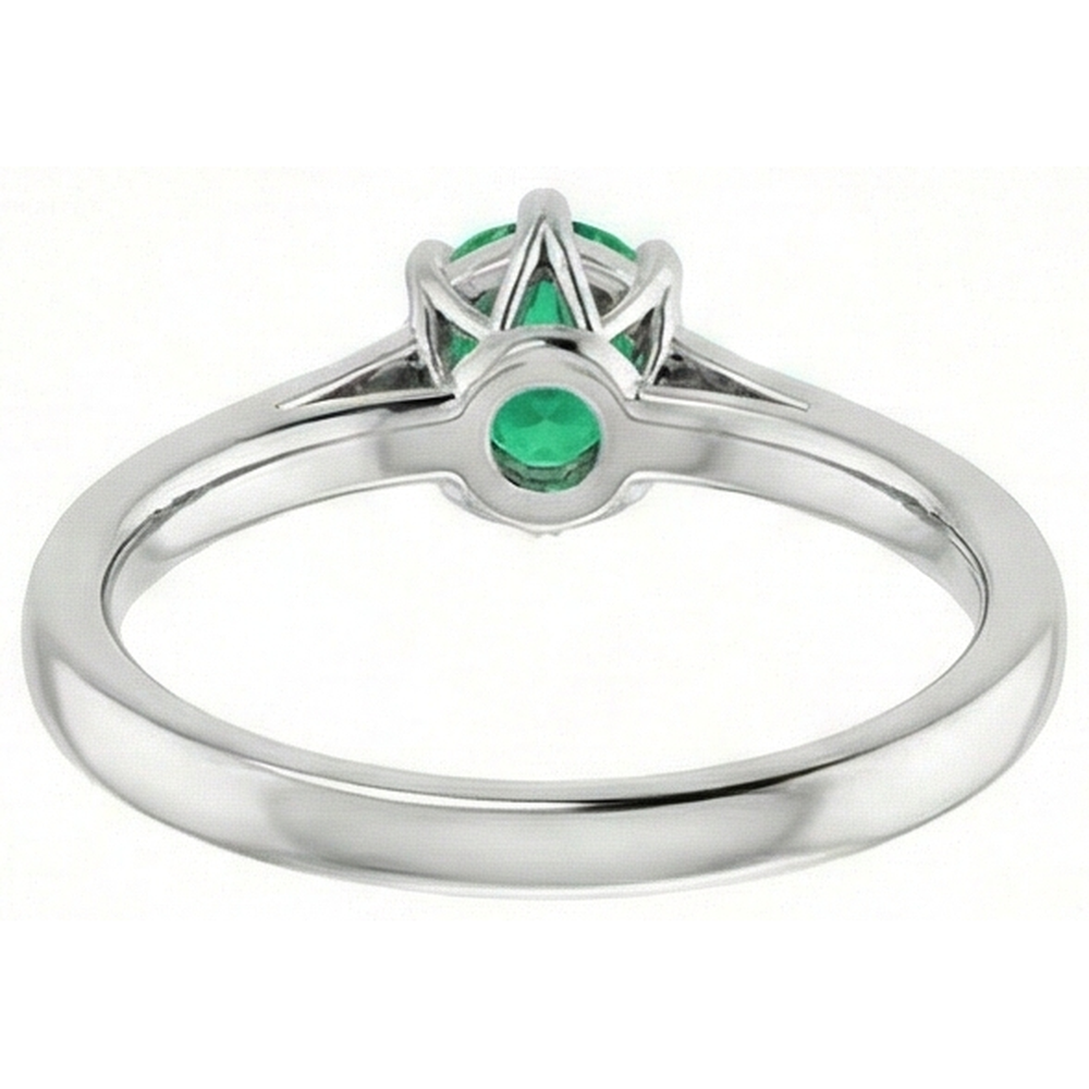 Anello con diamante verde smeraldo verde rotondo a sei punte. 1.25 carati. oro bianco 14K