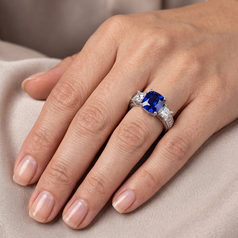 Anello con gemme di zaffiro di Ceylon Princess e diamanti rotondi 2.50 carati