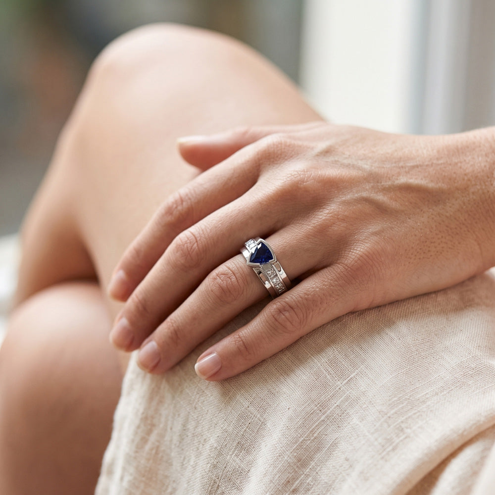 Anello con pietre preziose 1,50 trilioni di zaffiri con diamanti e oro bianco 14 carati