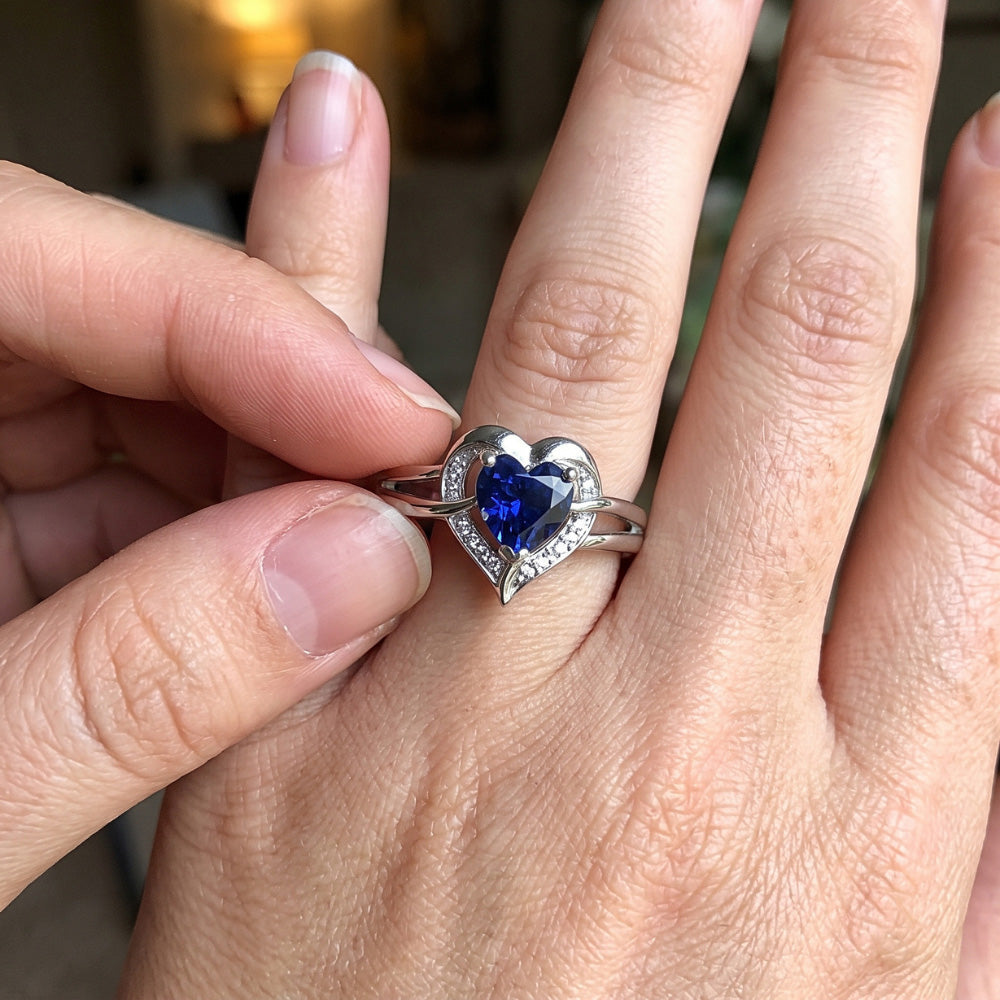 Anello con zaffiro dello Sri Lanka a forma di cuore Halo 1,50 carati di diamanti con oro bianco 14K