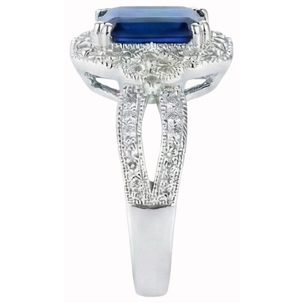 Anello con zaffiro dello Sri Lanka taglio smeraldo da 3,50 carati in oro bianco 14K