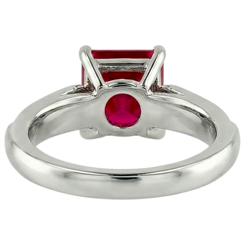 Anello da 4.40 carati con rubino rosso principessa e diamanti scintillanti in oro 14K