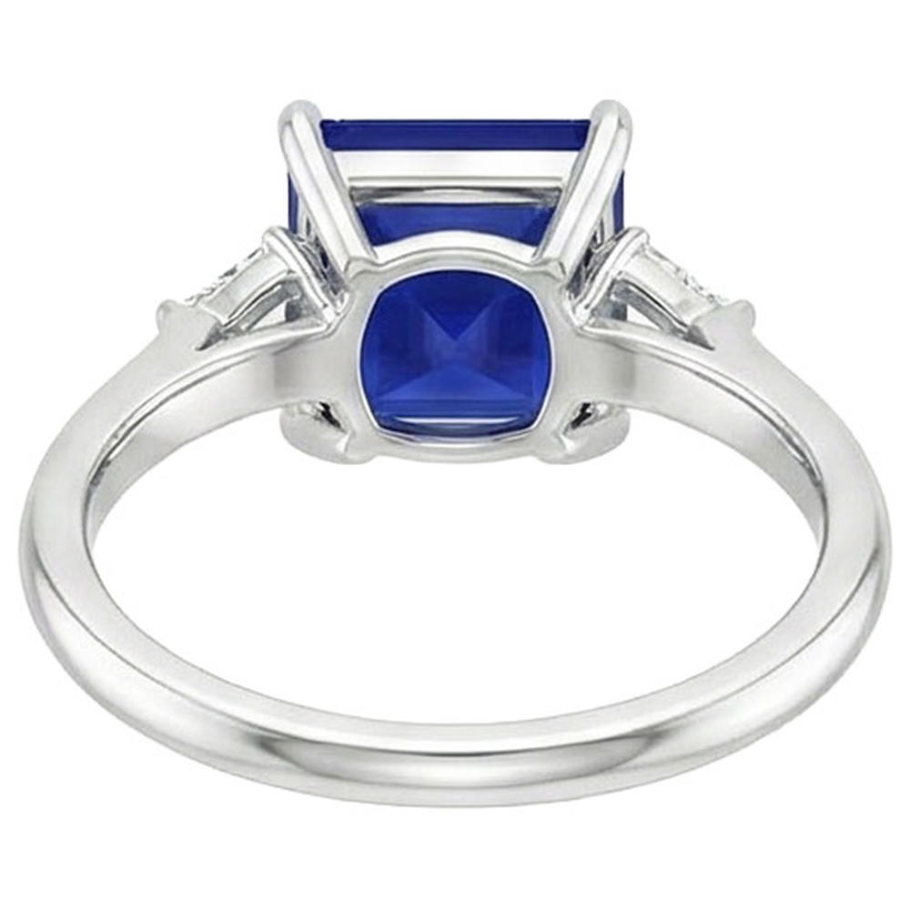Anello da donna con diamante zaffiro blu principessa 5.25 carati oro bianco