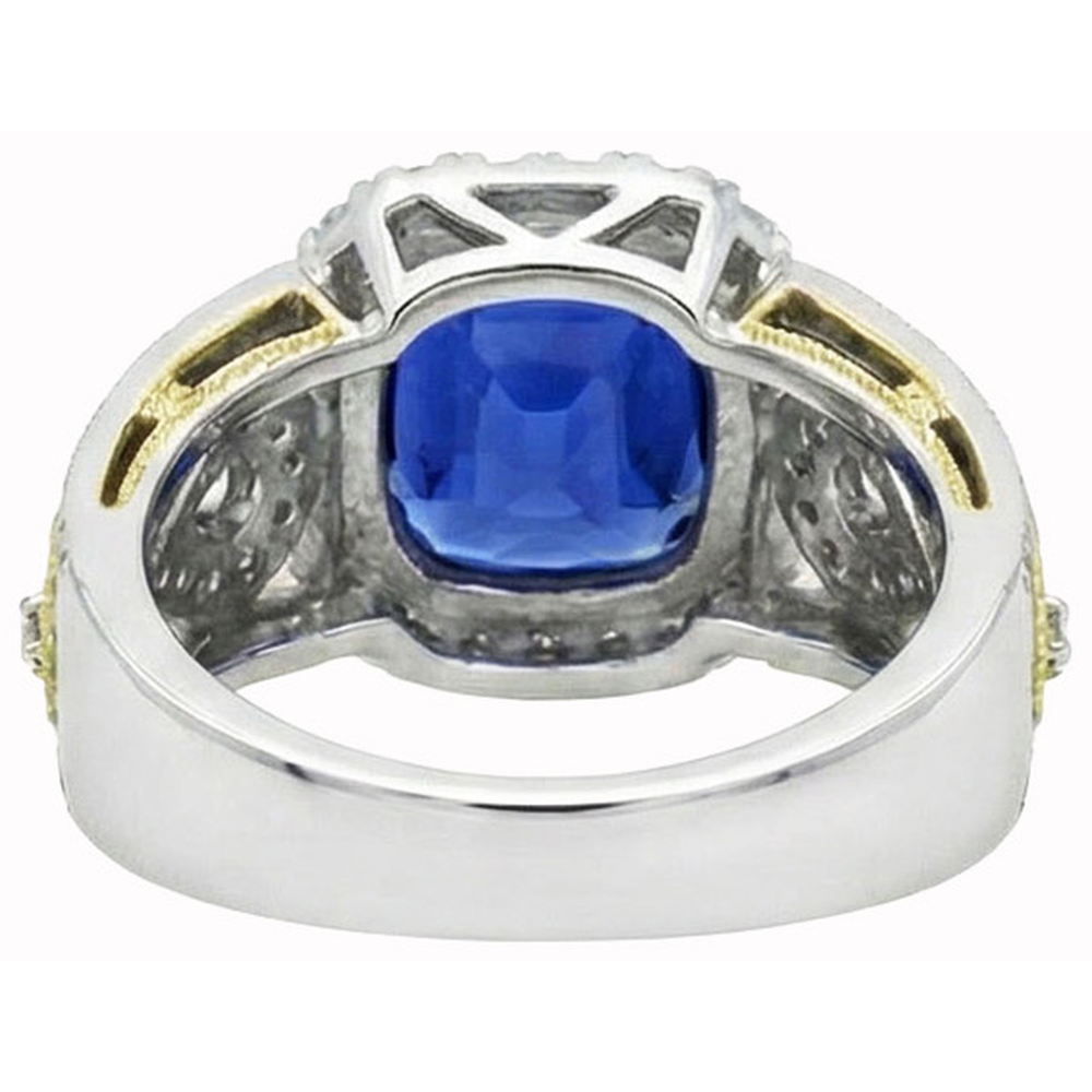 Anello di diamanti con cuscino in zaffiro blu dello Sri Lanka 3,25 carati bicolore 14K
