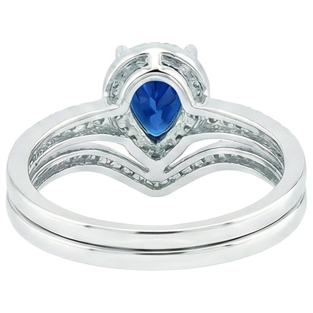 vero pear diamante 4carati anello su bianco
