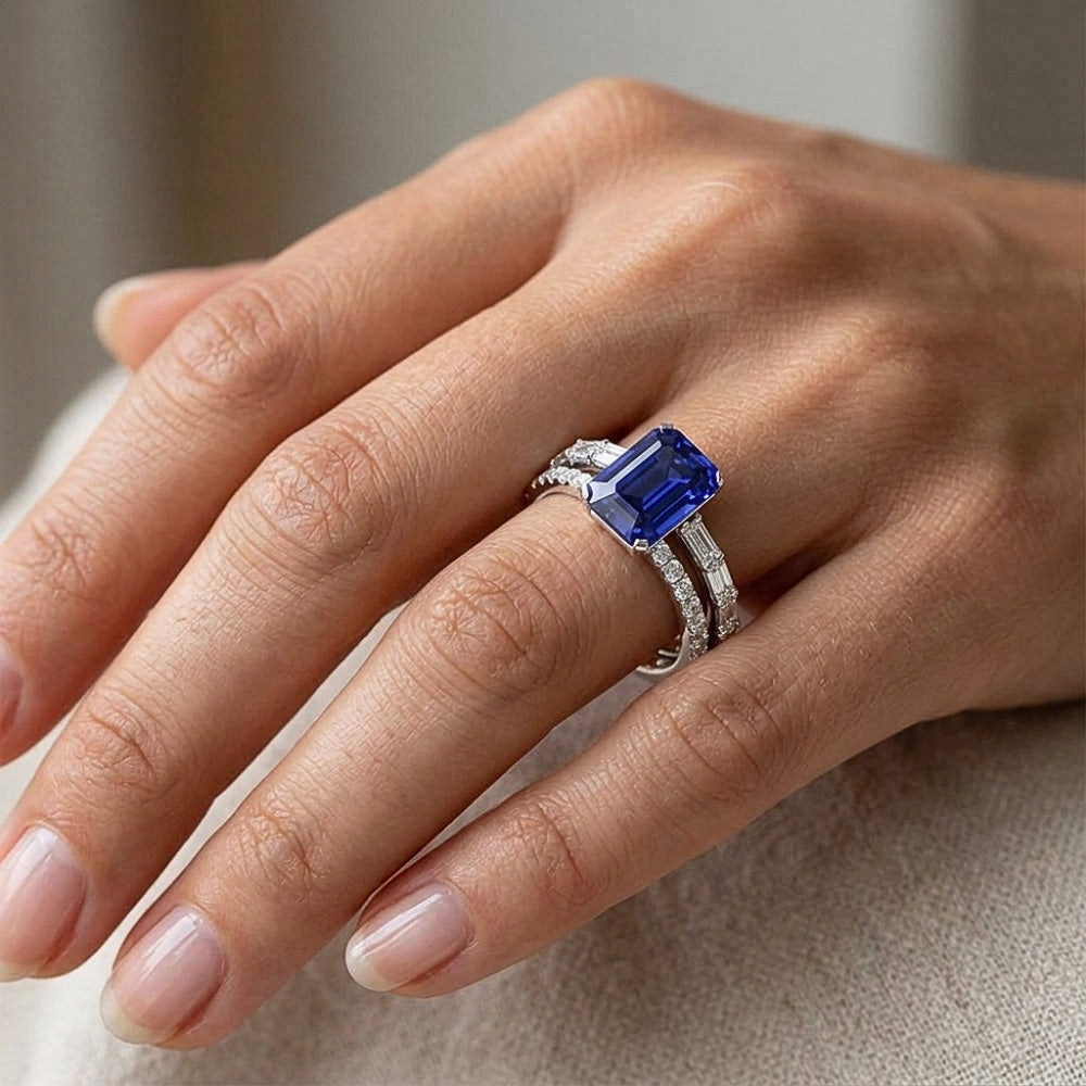 Anello nuziale con pietre preziose. zaffiro blu. diamante baguette. 3.50 carati
