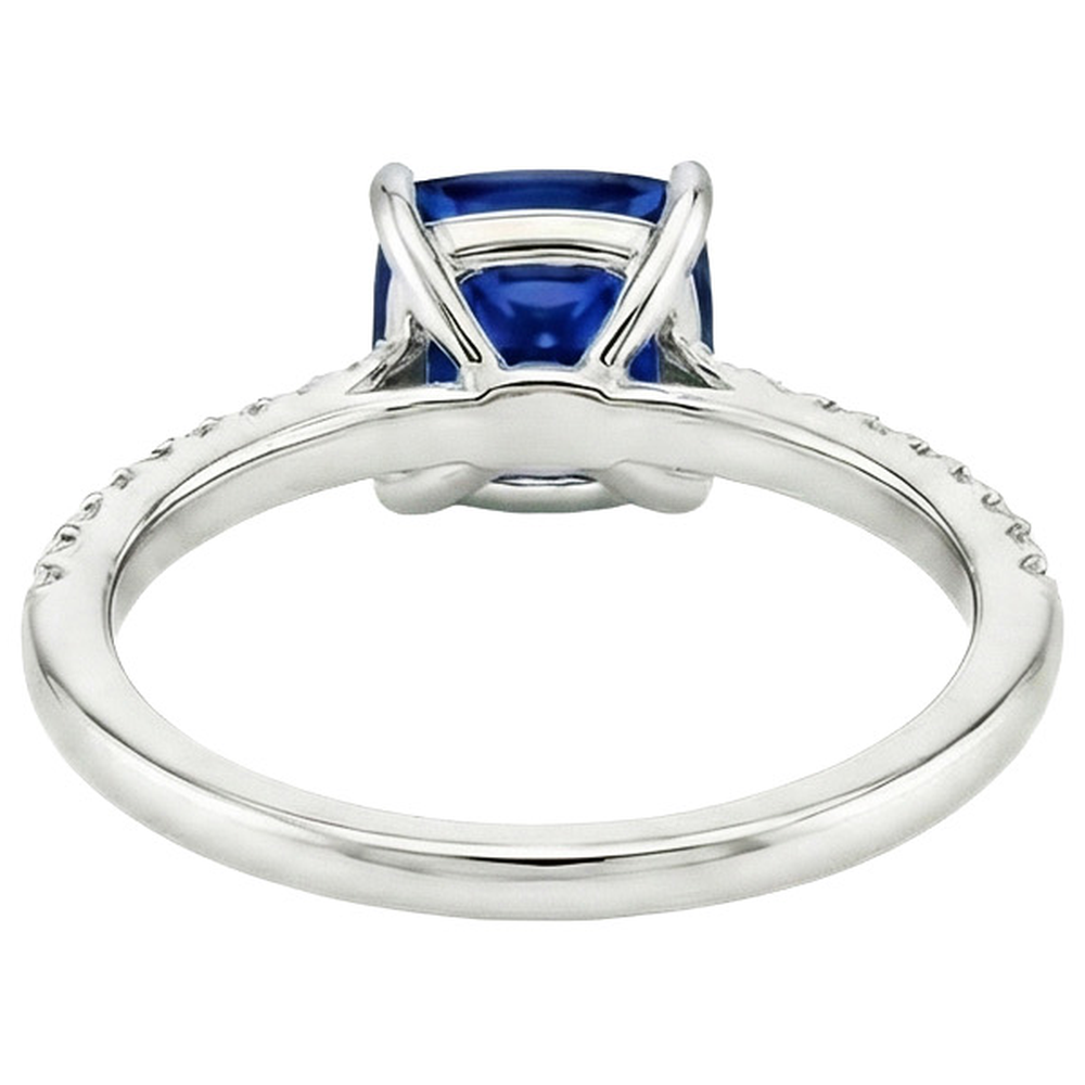 Anello solitario con accenti di diamante a cuscino con zaffiro blu da 3,25 carati