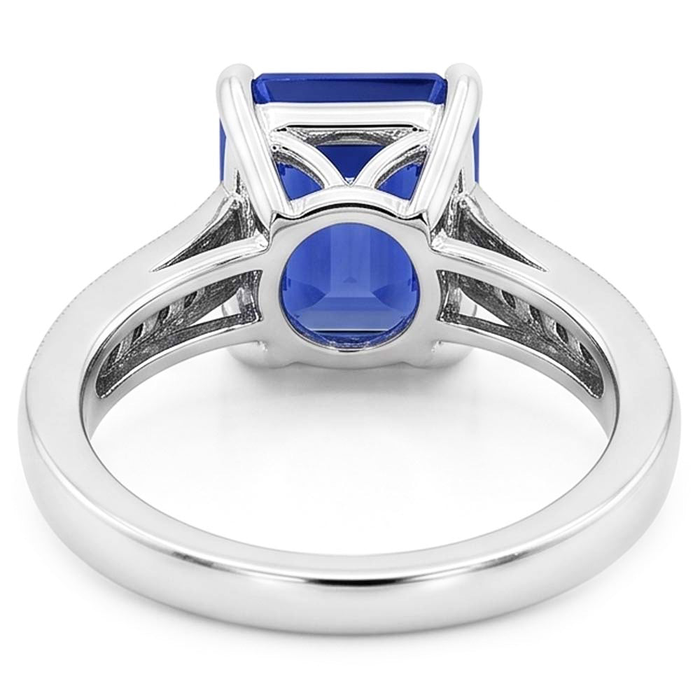 Anello solitario con zaffiro blu smeraldo con accenti di diamante 2.50 carati