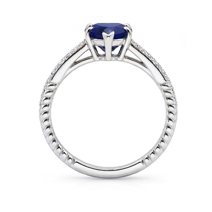 Anello solitario con zaffiro di Ceylon e pavé con accenti di diamanti 2.50 carati