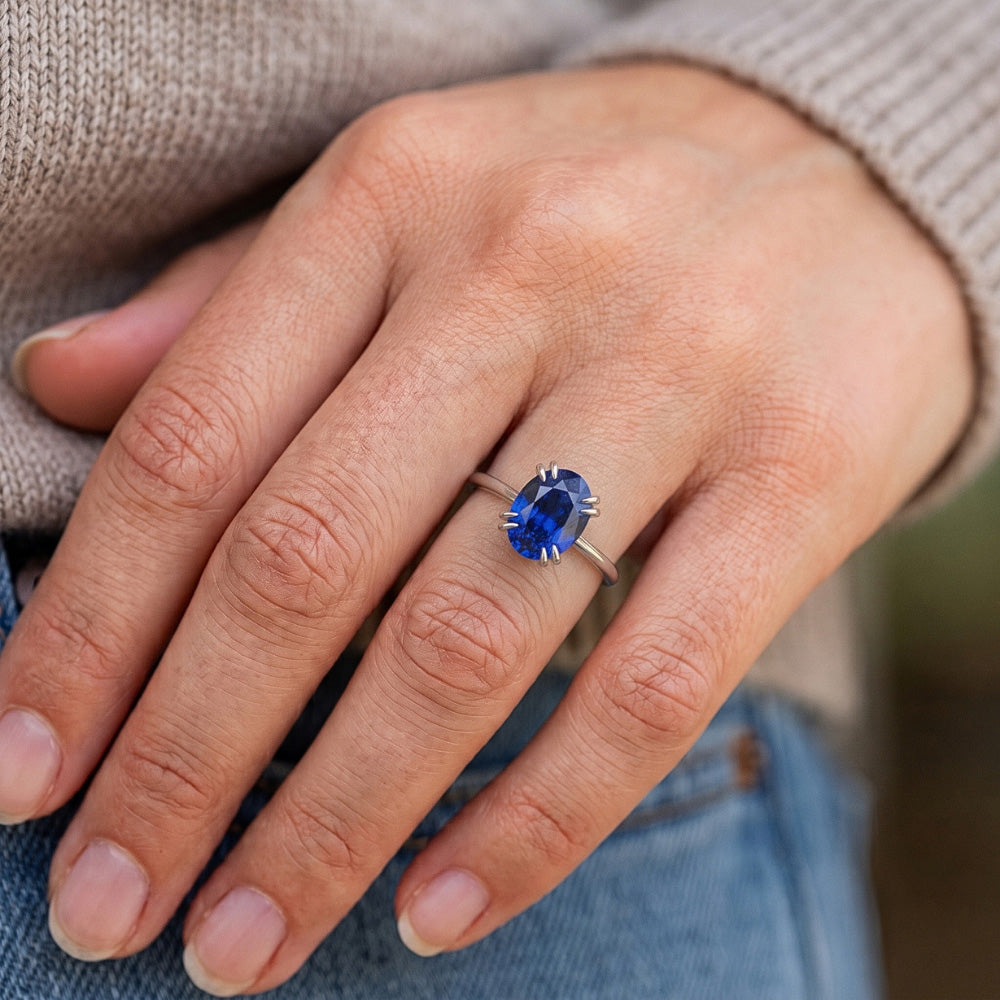 Anello solitario per l'anniversario con zaffiro di Ceylon da 2,50 carati