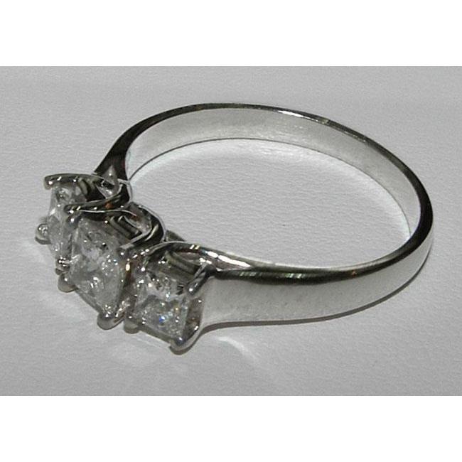 Anello Di Fidanzamento Con Vero Diamante Taglio Principessa Da 2.01 Ct. Tre Pietre