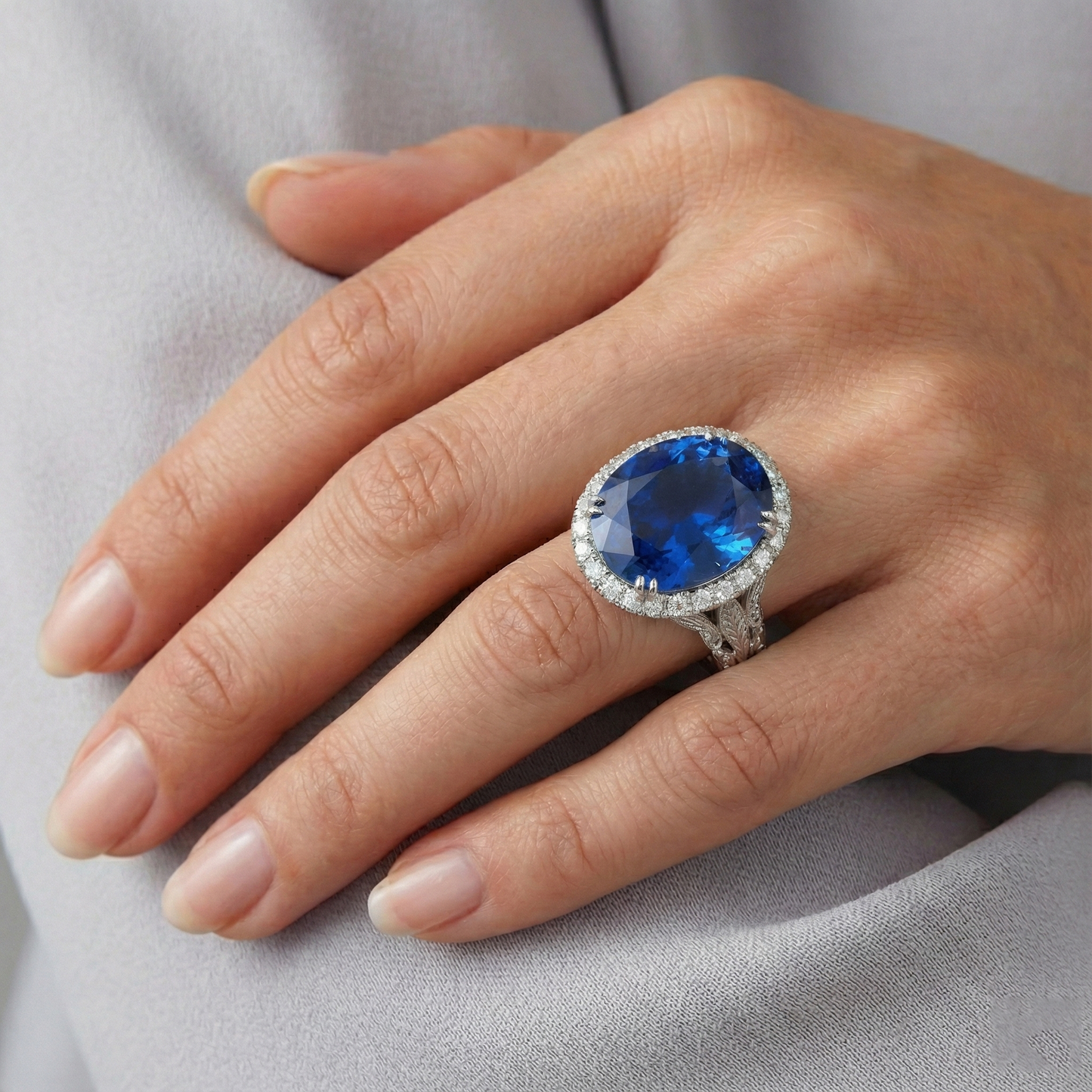 Anello Di Fidanzamento Con Zaffiro Da 8 Carati