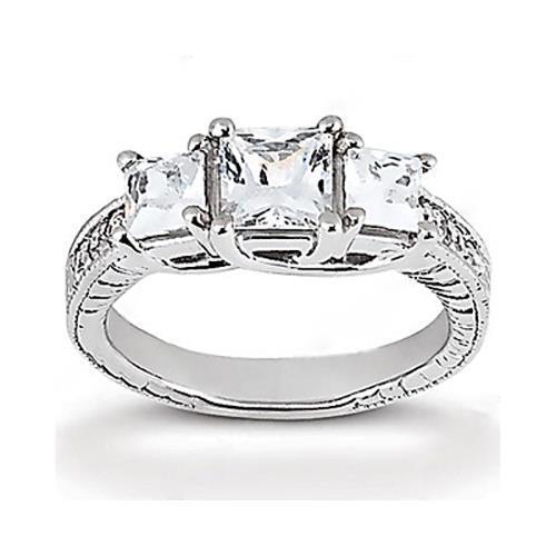 Anello Di Fidanzamento In Oro Bianco Con 3 Pietre Di Naturale Diamante Taglio Principessa 2.43 Carati