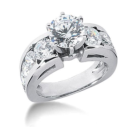 Anello Di Fidanzamento Naturale Diamante Tondo Con Gambo Europeo 4,25 Ct WG 14K
