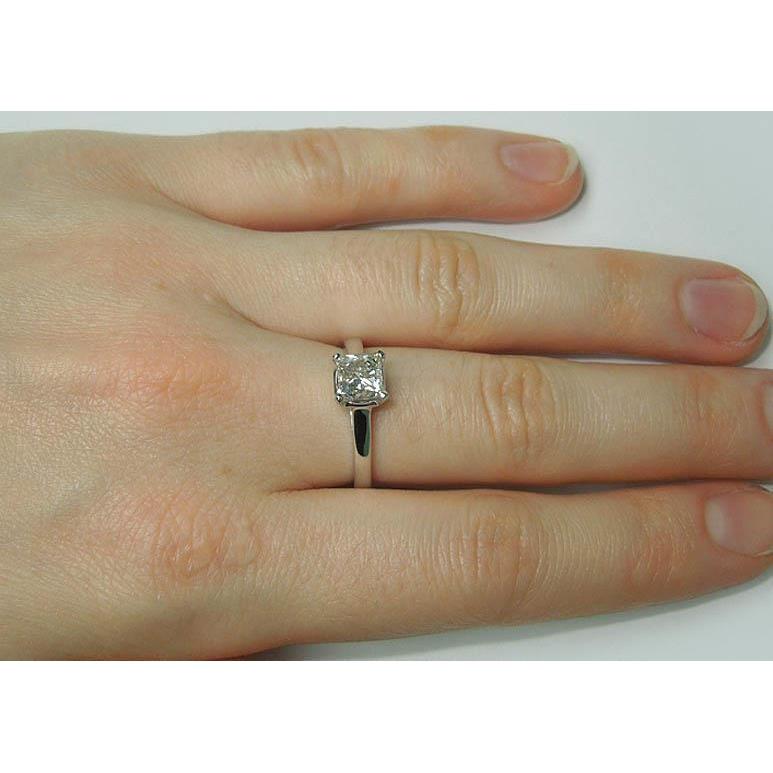 Anello Di Fidanzamento Solitario Con Vero Diamante Principessa Da 1.50 Carati In Oro Bianco
