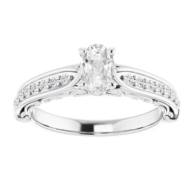Anello Ovale In Stile Antico Con Genuino Diamante A Taglio Antico, Superficie A Griffe, 4 Carati