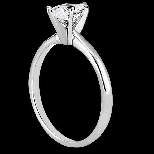 Anello Solitario Naturale Diamante Ovale