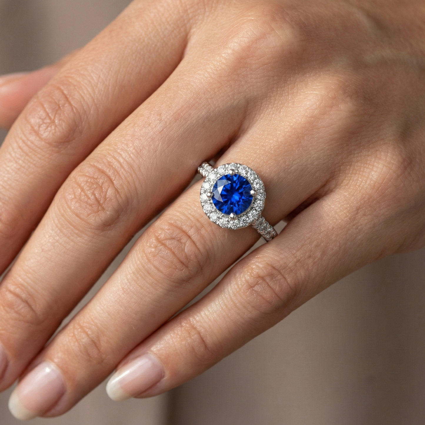 Anello Zaffiro blu Sri Lanka con diamante da 2,90 ct Oro bianco 14K