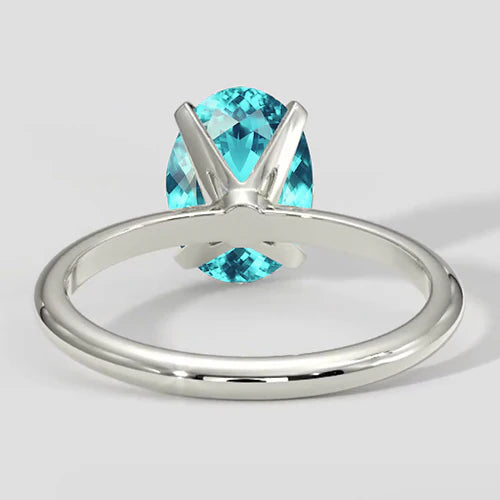 Anello con tormalina Paraiba taglio ovale da 2,50 carati