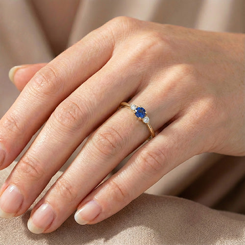 Anello di fidanzamento con diamante a tre pietre da 1 carato in oro giallo 14K