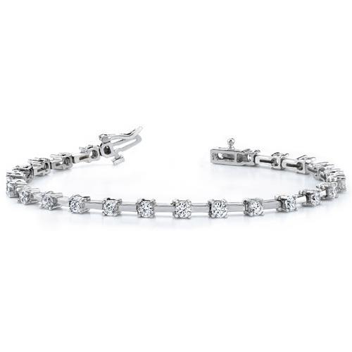 Bracciale Da Tennis Con Naturale Diamanti Tondi Da 3 Carati. Set Da Donna. Gioielli In Oro