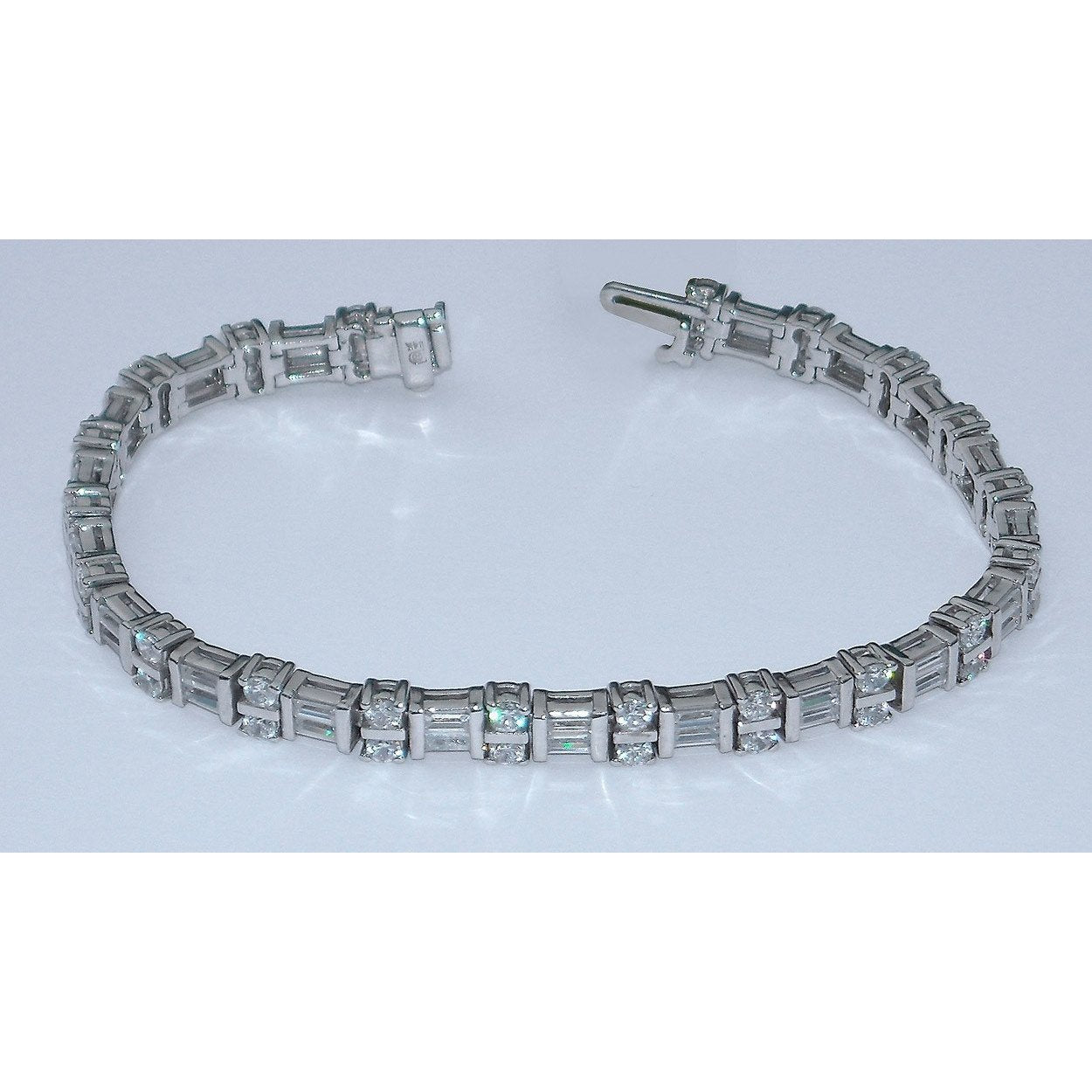 Bracciale Tennis Baguettes E Tondo In Oro Bianco 14K Con Genuino Diamanti 7 Carati