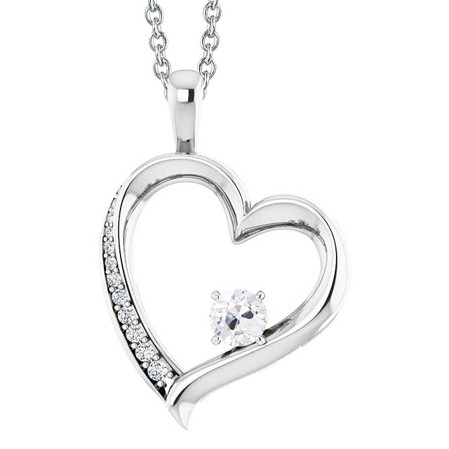 Ciondolo Da Donna Con Cuore Da 1,50 Carati E Vero Diamante Taglio Rotondo Un Vecchio In Oro Bianco 14K