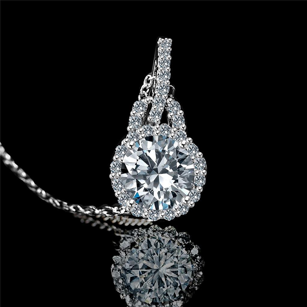 Collana Pendente Con Naturale Diamante Tondo Alone Da 1,27 Carati In Oro Bianco 14K