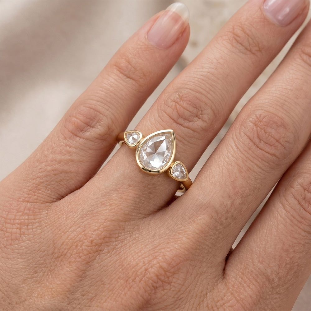 Diamante Taglio Rosa Trilogia 1,50 carati in Oro 14 Carati Giallo