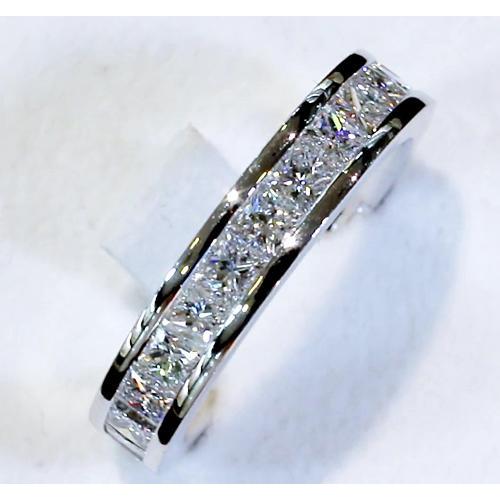Fascia per L'anniversario Del Vero Diamante. 4,60 Carati. Taglio Principessa. Oro Bianco 14 Carati