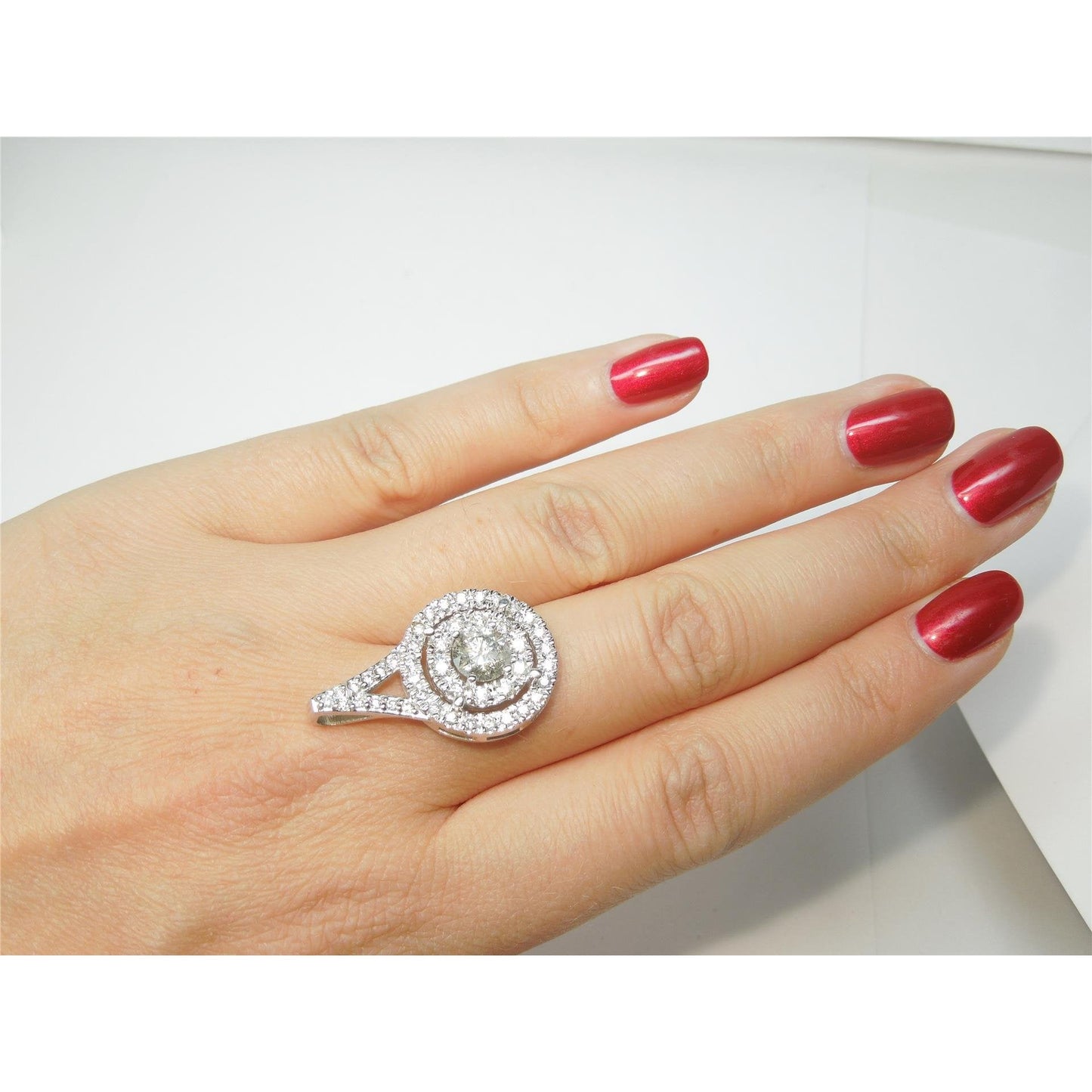 Grande Collana Con Pendente Con Genuino Diamanti Taglio Rotondo Scintillanti Da 1,33 Ct E Oro Bianco 14K