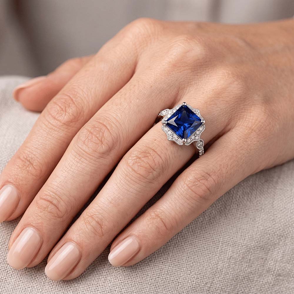 Halo Diamond Ring Vintage Style Ceylon Sapphire Princess Cut 6 Carati