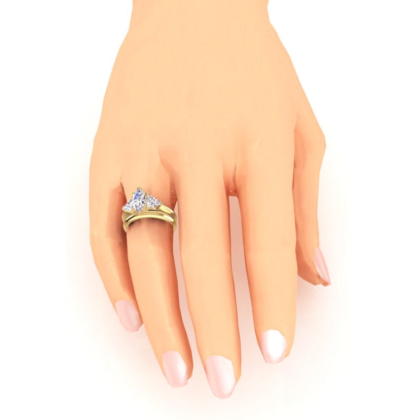 Marquise E Anello Di Fidanzamento Con Naturale Diamanti Trilioni Incastonati Con Fascia Liscia Da 2 Ct.