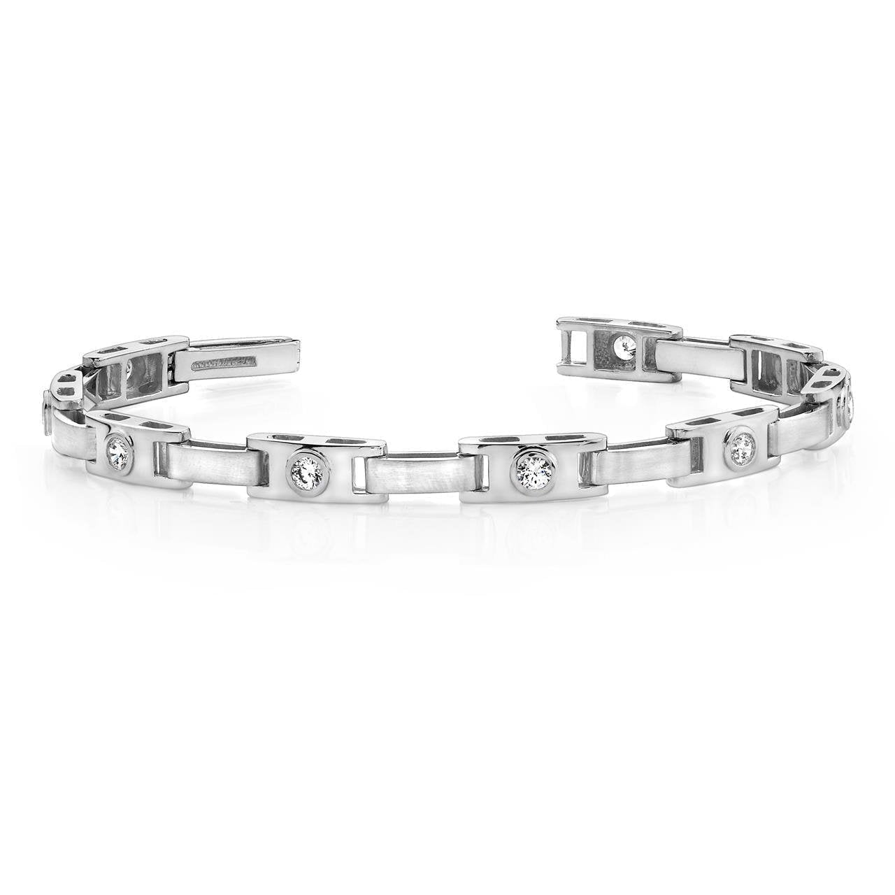Naturale Bracciale A Maglie In Oro Bianco Massiccio Con Fibbia Rotonda Incastonata Con Lunetta Da 2.25 Ct.