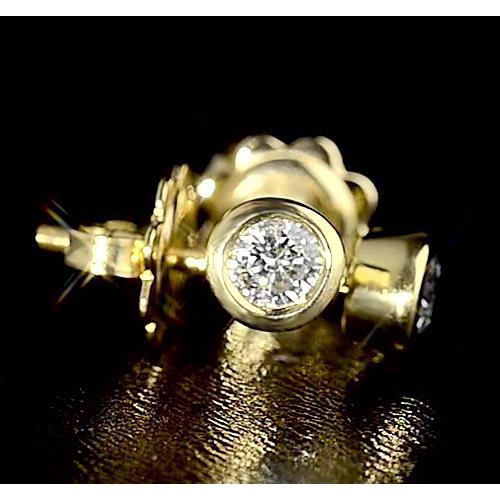 Orecchini A Lobo Con Naturale Diamanti 1.50 Carati In Oro Giallo 14K