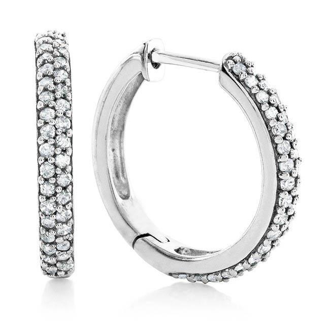 Orecchino A Cerchio Huggy Con Genuino Diamanti Rotondi 7 Carati In Oro Bianco 14k