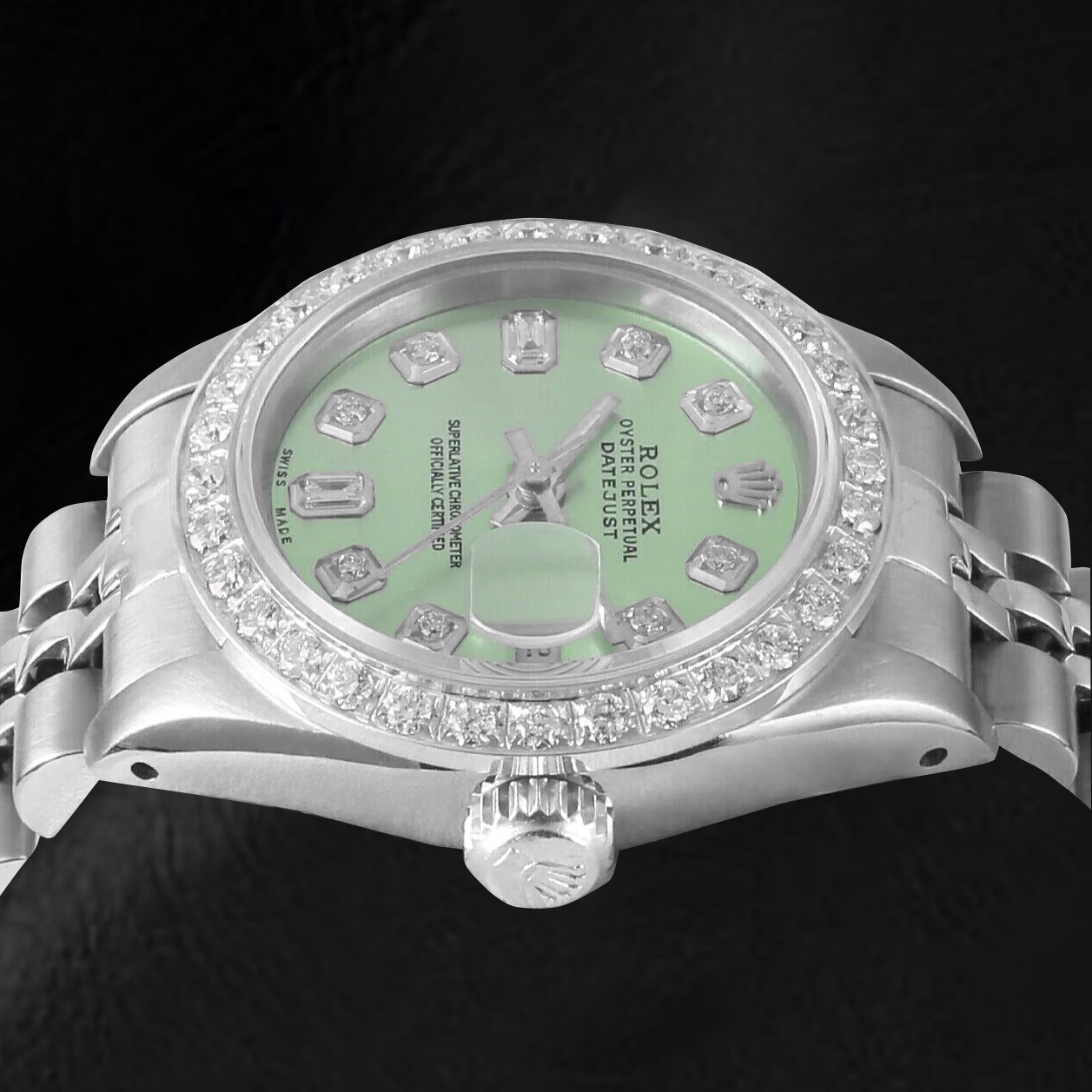 Orologio Rolex Datejust verde oliva con diamanti baguette da 26 mm in acciaio inossidabile